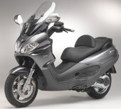 2005 Piaggio X9 Evolution 500 photo